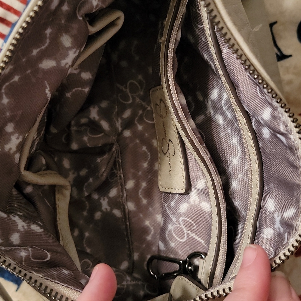 Jessica Simpson Handbag - Picture 4 of 11
